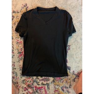 Men’s Lululemon t-shirt